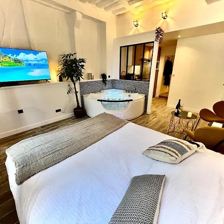 Apartman Le Corneille - Jacuzzi, Sauna & Parking Par Atypique